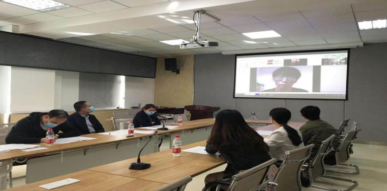 d7b051337b469ef0d2cd375cad776bf